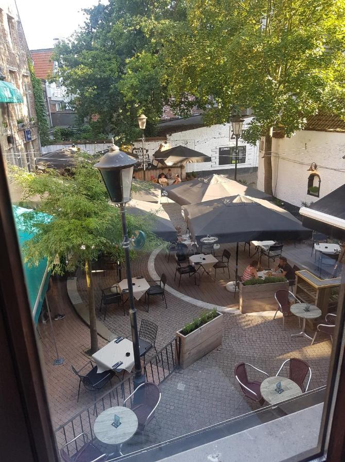 Al In Den Aap Gelogeerd? Apartment Мехелен Екстериор снимка