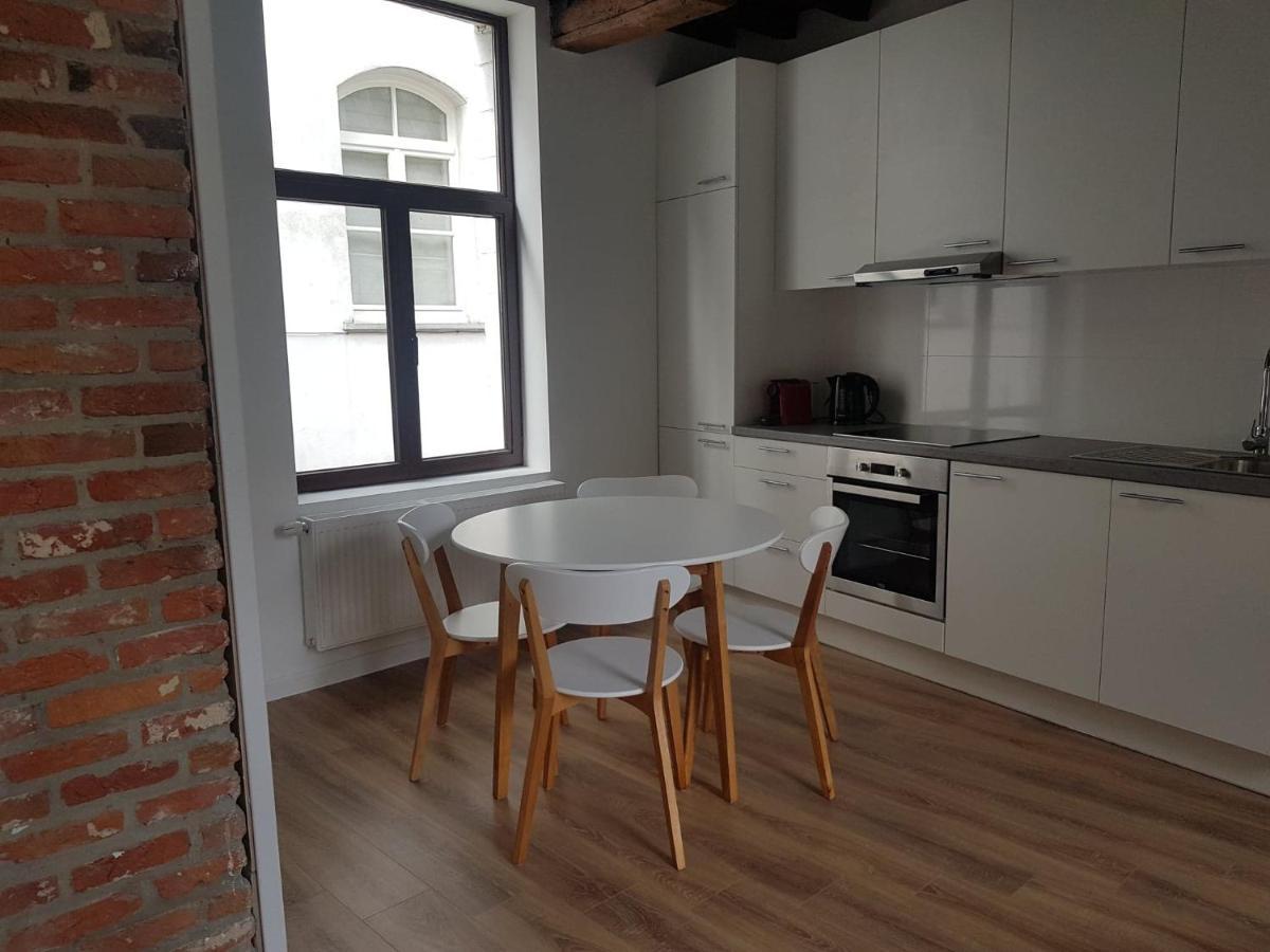 Al In Den Aap Gelogeerd? Apartment Мехелен Екстериор снимка
